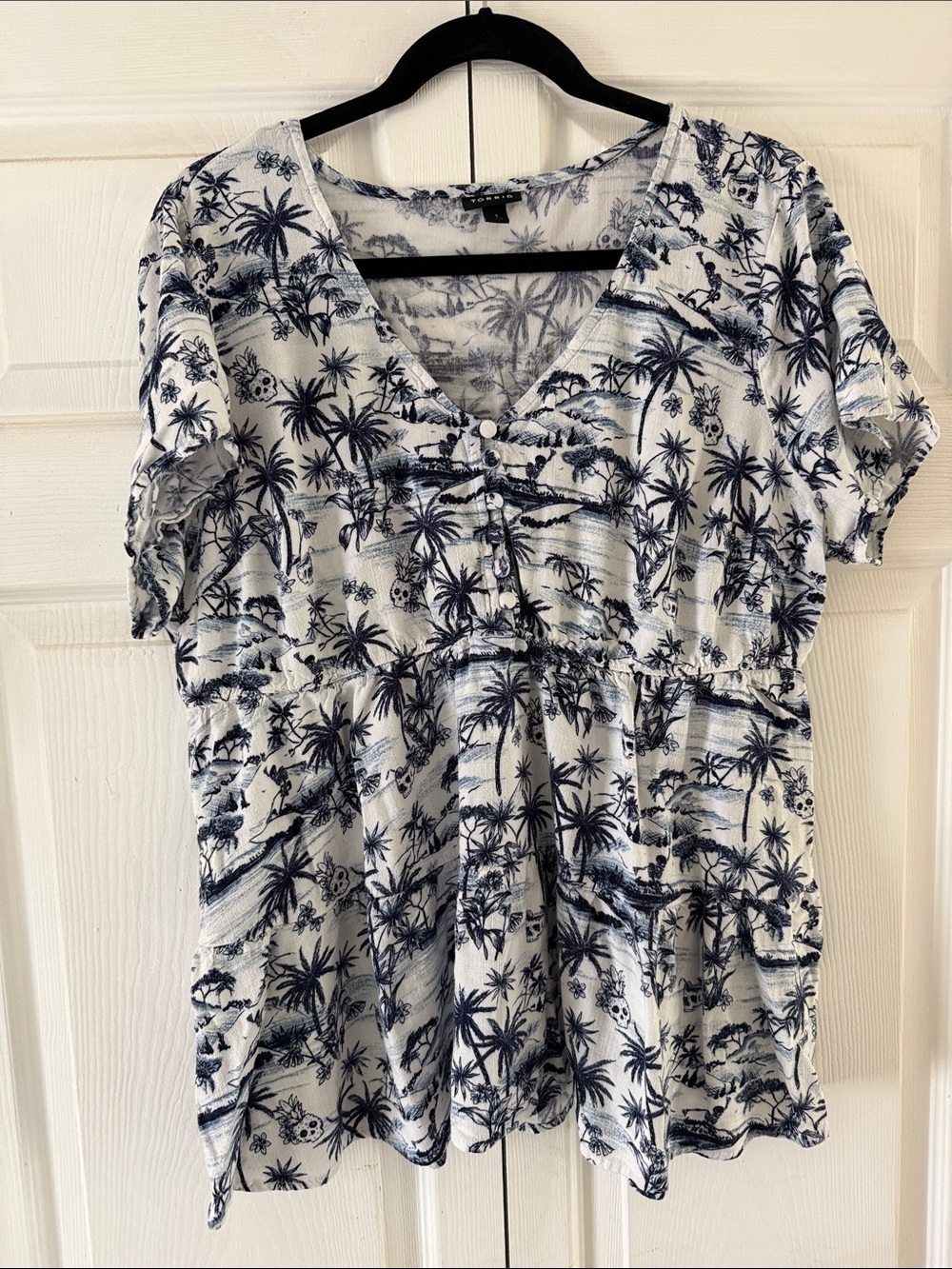 Navy skull Palm Print V-Neck Tunic Top